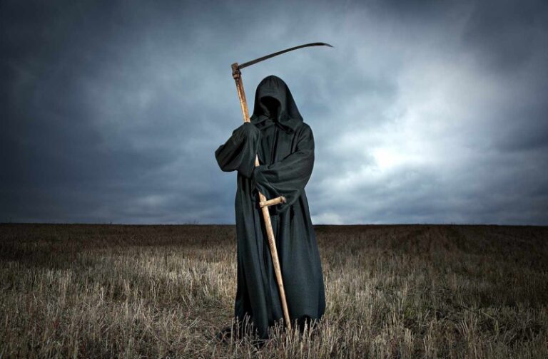 Dreaming of the Grim Reaper: Spiritual Meaning